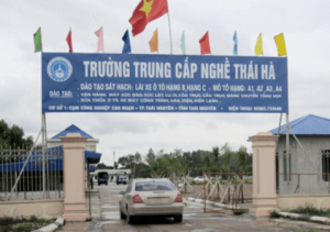 Trung tâm đào tạo dạy lái xe Thái Hà
