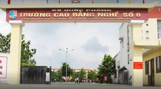 Trung tâm dạy học lái xe trường trung cấp nghề số 8 Nam Định