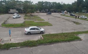 Chất lượng xe tập lái trên sân của trung tâm đào tạo Lạc Hồng Hà Nội